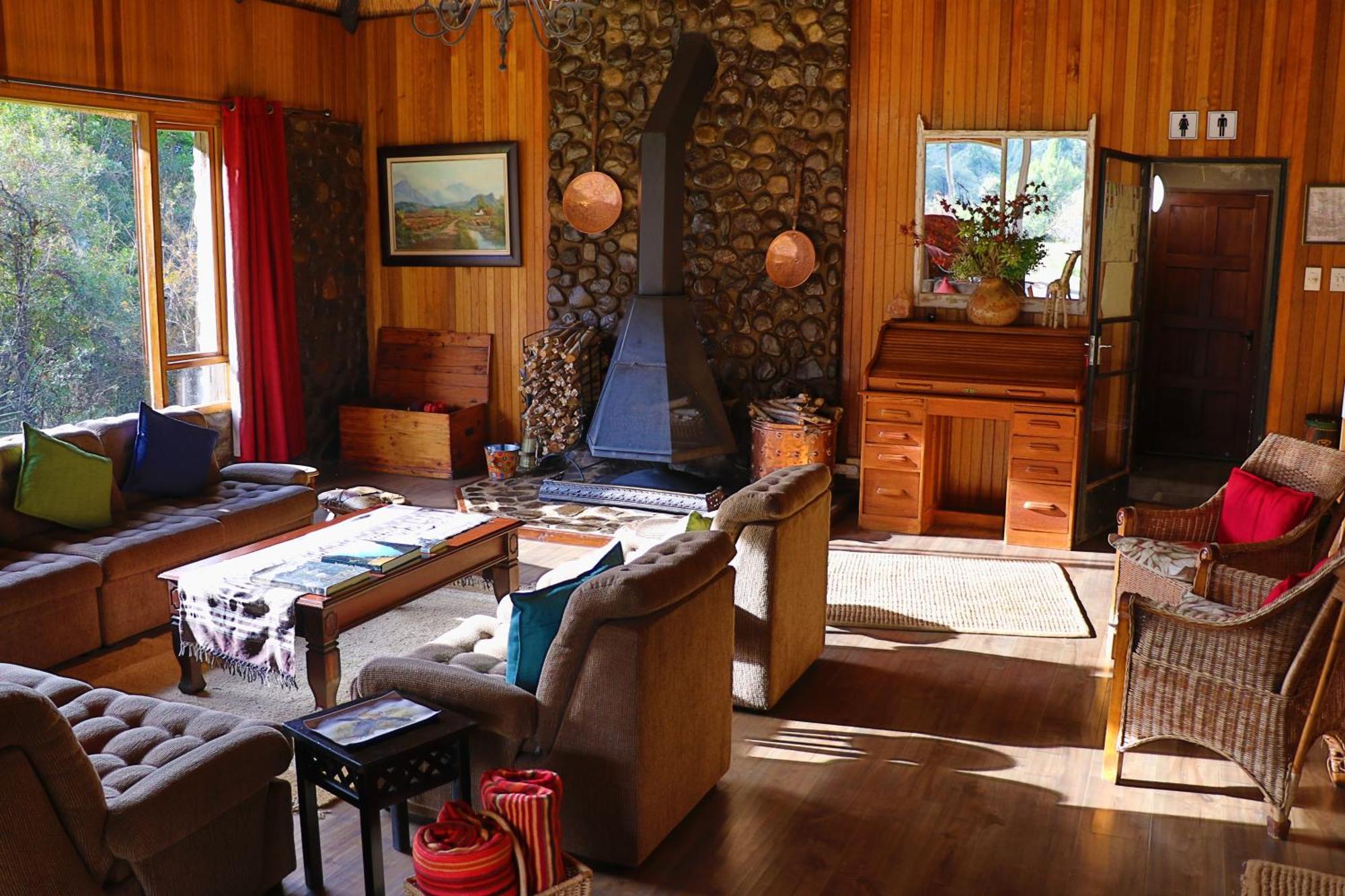 Kukummi Lodge - Formerly Mackaya Bella Country Lodge Champagne Valley Εξωτερικό φωτογραφία